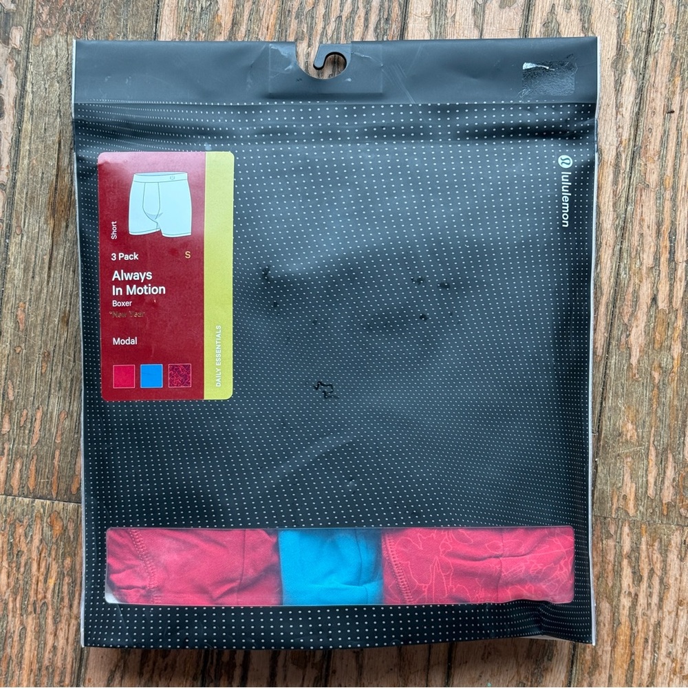 Lululemon Athletica Vibrant Boxers - Lunar New Year - Red Blue